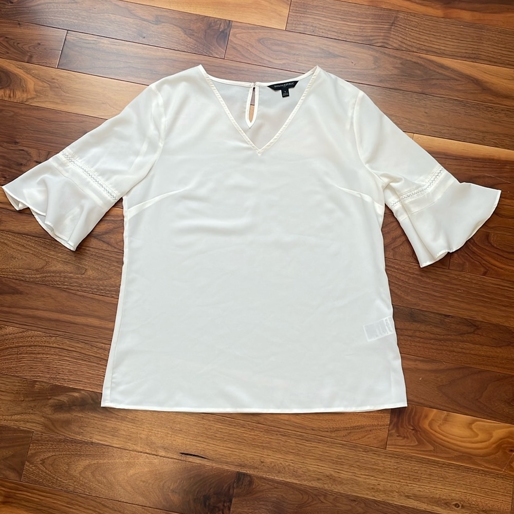 Bananna Republic 3/4 bell sleeve top